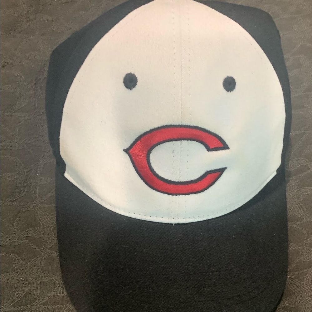 Cincinnati Reds Hat. Black & White with red stitch logo. Velcro back
